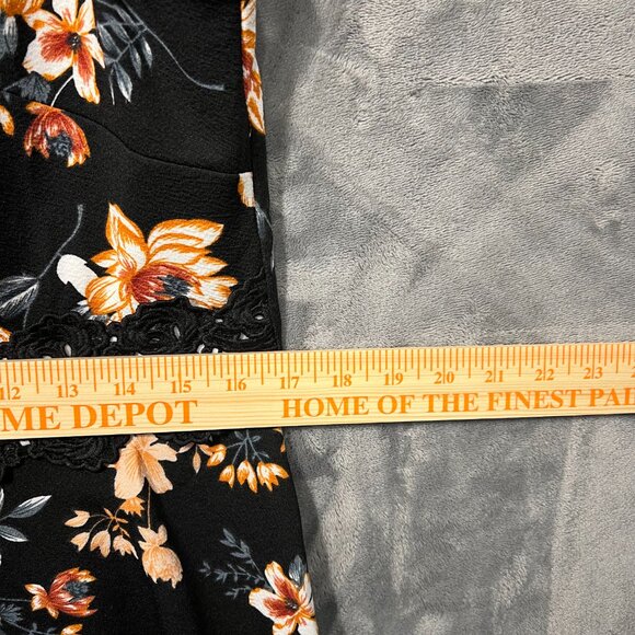 Women's Size XL Stretchy Floral Fit-and-Flare Dress - Picture 16 of 16